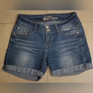 Wallflower, 2 button, Washed Denim Shorts, Size 11 Excellent Used Condition